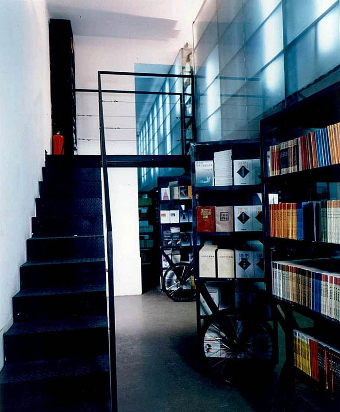 1530669411324064168.jpg 2.jpg